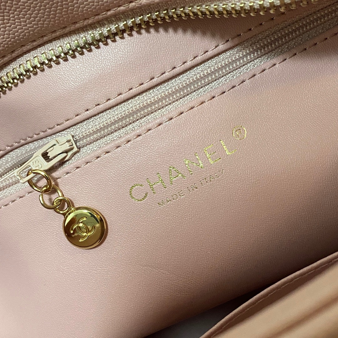 ChanelMedallion Tote Gold Hardware Caviar PiNike For Women, Women’s Handbags, Shoulder Bags 15.6in/32cm