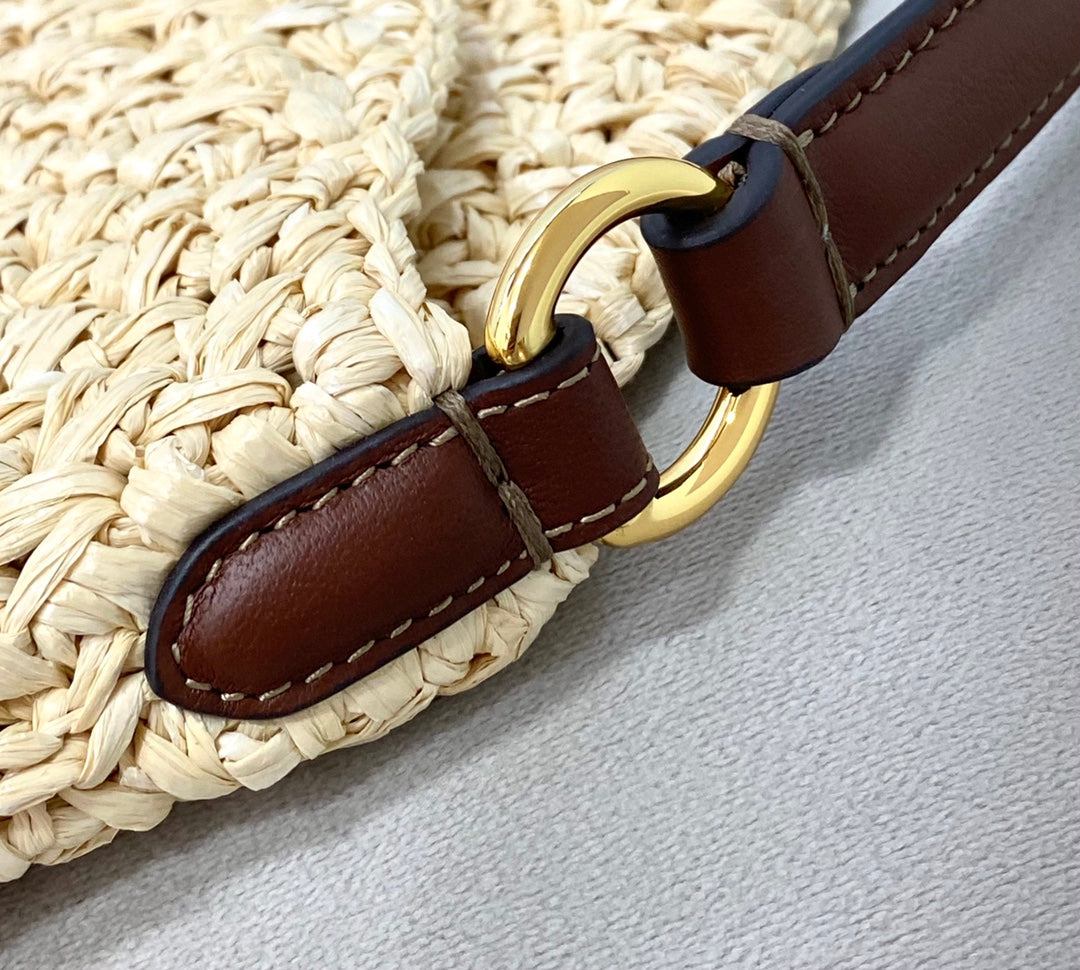 FI Small Croissant Hobo Bag Raffia For Women, Women’s Handbags, Shoulder Bags 11.4in/29cm FF 8BR790AFGJF1E1B