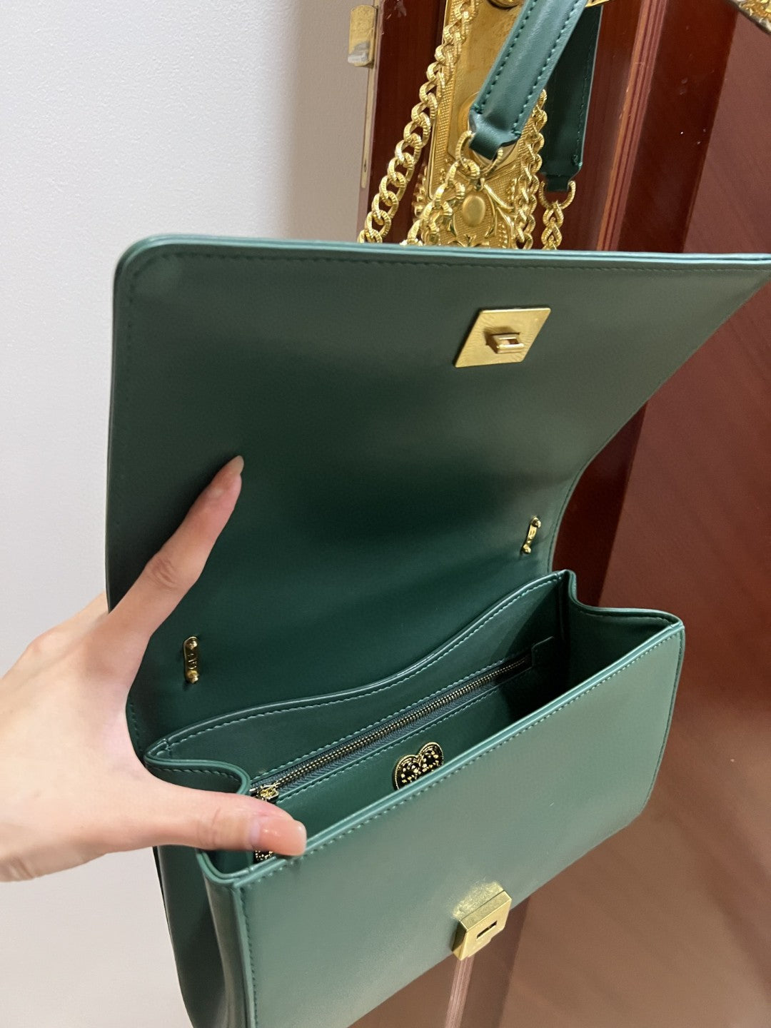 DG Large Devotion Bag In Quilted Nappa Green For Women 10in/26cm DG