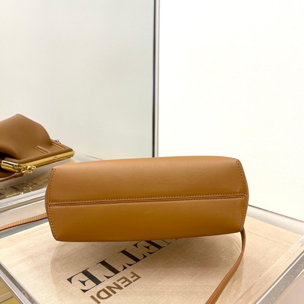 FI First Small Brown For Women, Women’s HandBags, Shoulder And Crossbody Bags 10.2in/26cm FF 8BP129ABVEF0NYJ