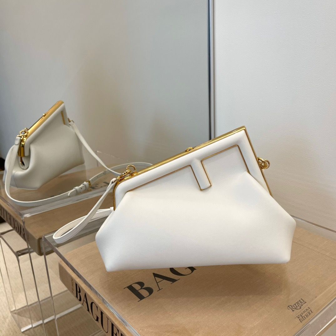 FI First Small White For Women, Women’s HandBags, Shoulder And Crossbody Bags 10.2in/26cm FF 8BP129ABVEF1C76
