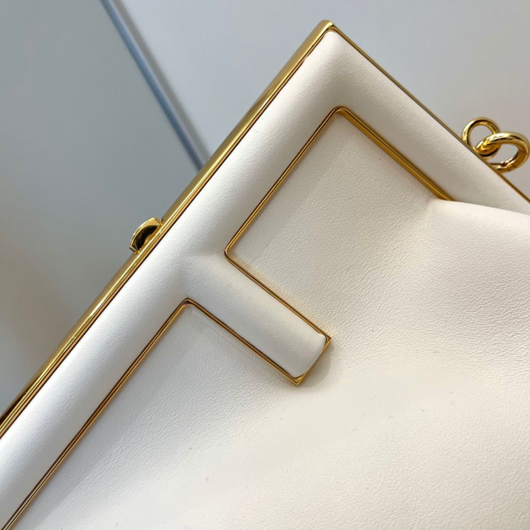 FI First Small White For Women, Women’s HandBags, Shoulder And Crossbody Bags 10.2in/26cm FF 8BP129ABVEF1C76