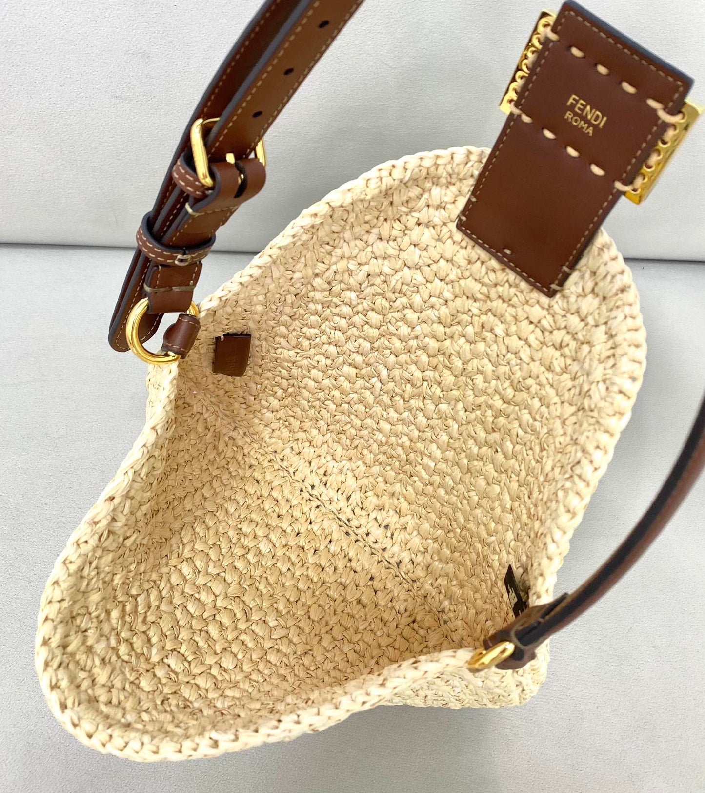 FI Small Croissant Hobo Bag Raffia For Women, Women’s Handbags, Shoulder Bags 11.4in/29cm FF 8BR790AFGJF1E1B