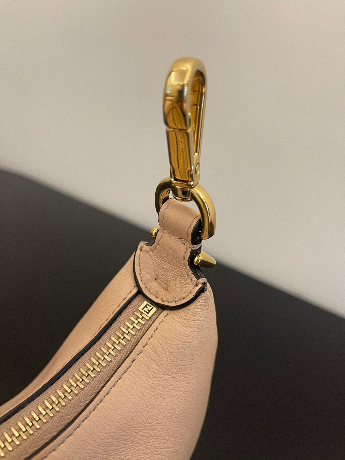 FI Nano FIgraphy Pink For Women, Women’s HandBags 6.7in/17cm FF 8BR798A5DYF1HD6