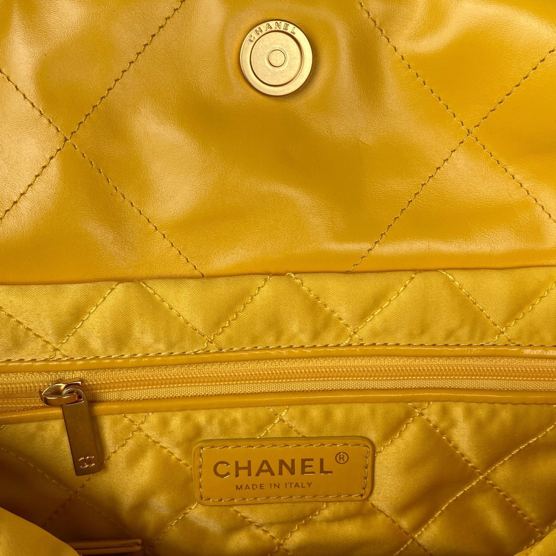 CHL 22 Handbag Gold Hardware Shiny Yellow For Women, Women’s Handbags, Shoulder Bags 16.5in/38cm AS3261