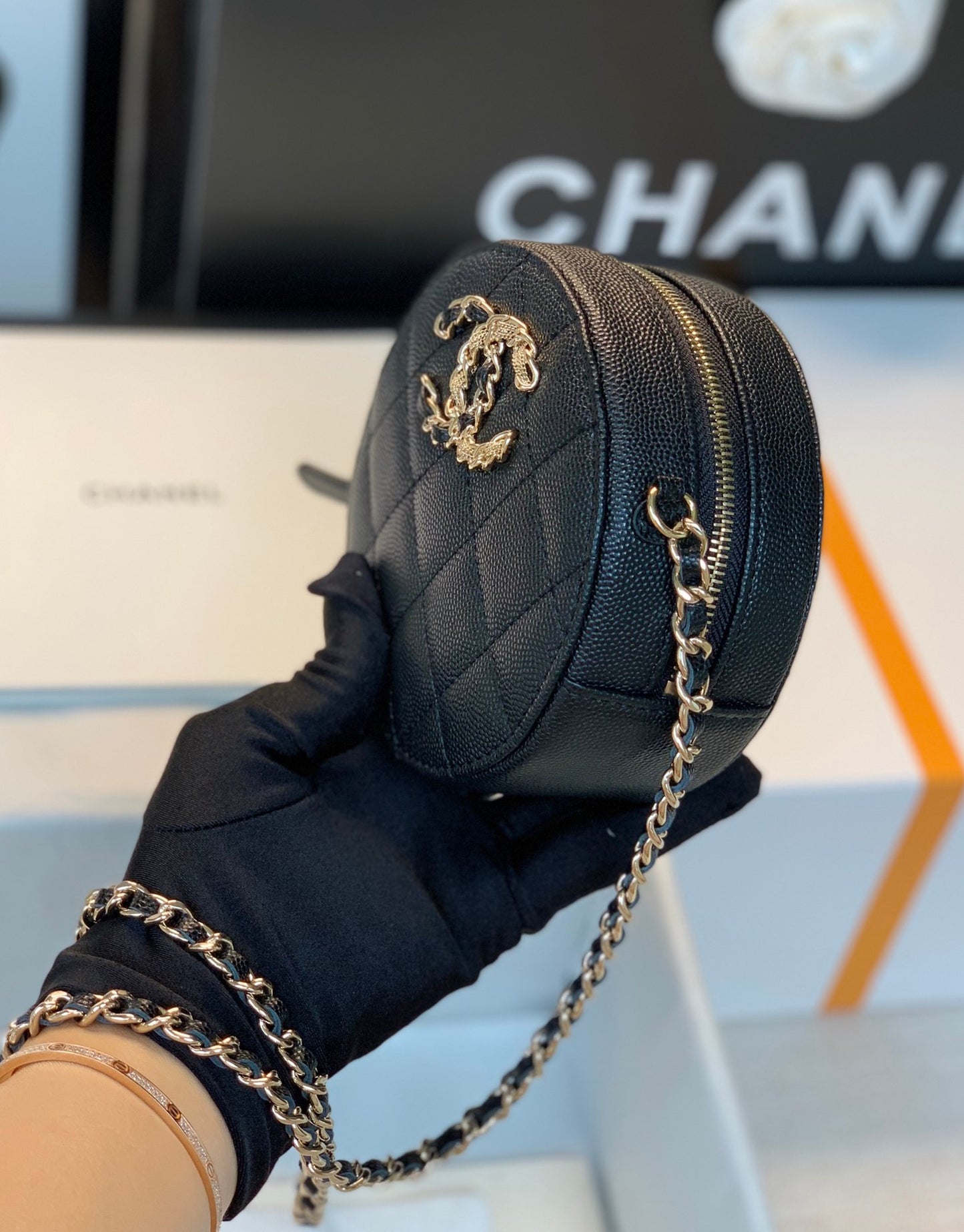 ChanelRound Bag Crossbody Black For Women 4.7in/12cm