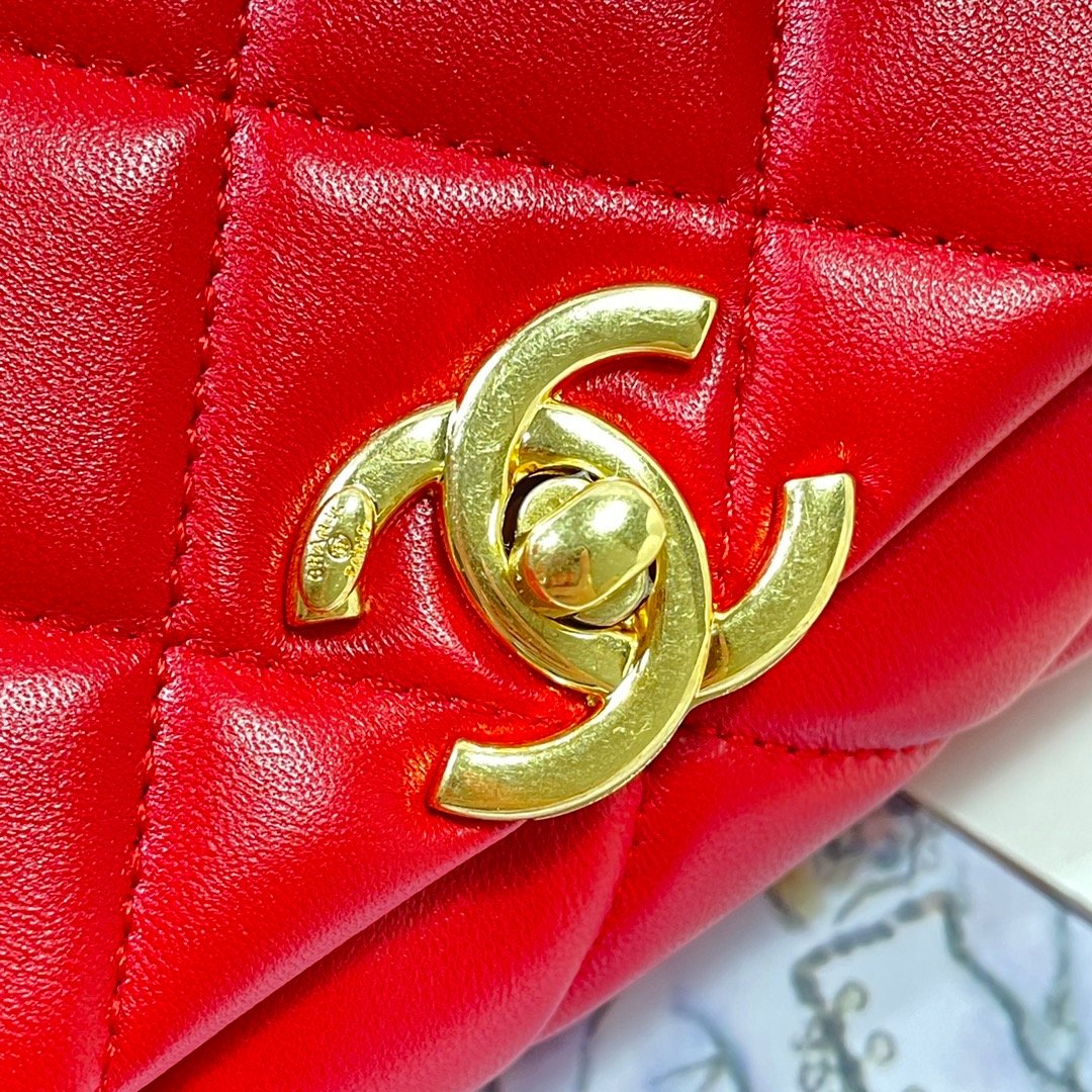 Chanel Flap Bag Gold Hardware Red For Women, Women’s Handbags, Shoulder Bags 7.9in/20cm AS3366