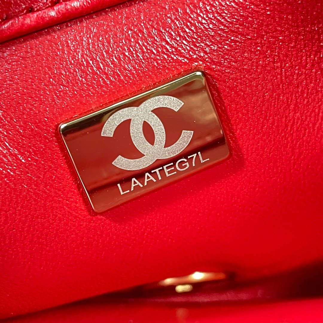 Chanel Flap Bag Gold Hardware Red For Women, Women’s Handbags, Shoulder Bags 7.9in/20cm AS3366