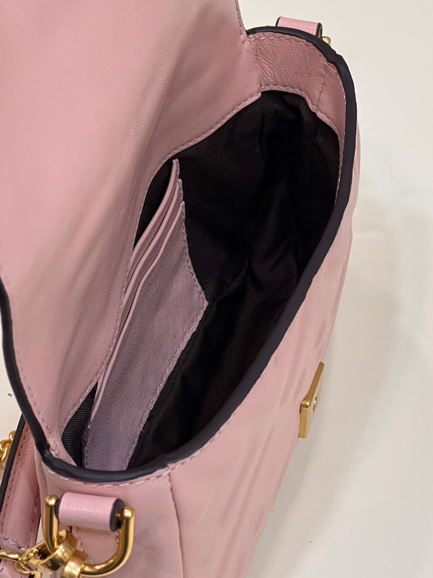 FI Baguette Pink For Women, Women’s Handbags, Shoulder And Crossbody Bags 7.5in/19cm FF 8BS017