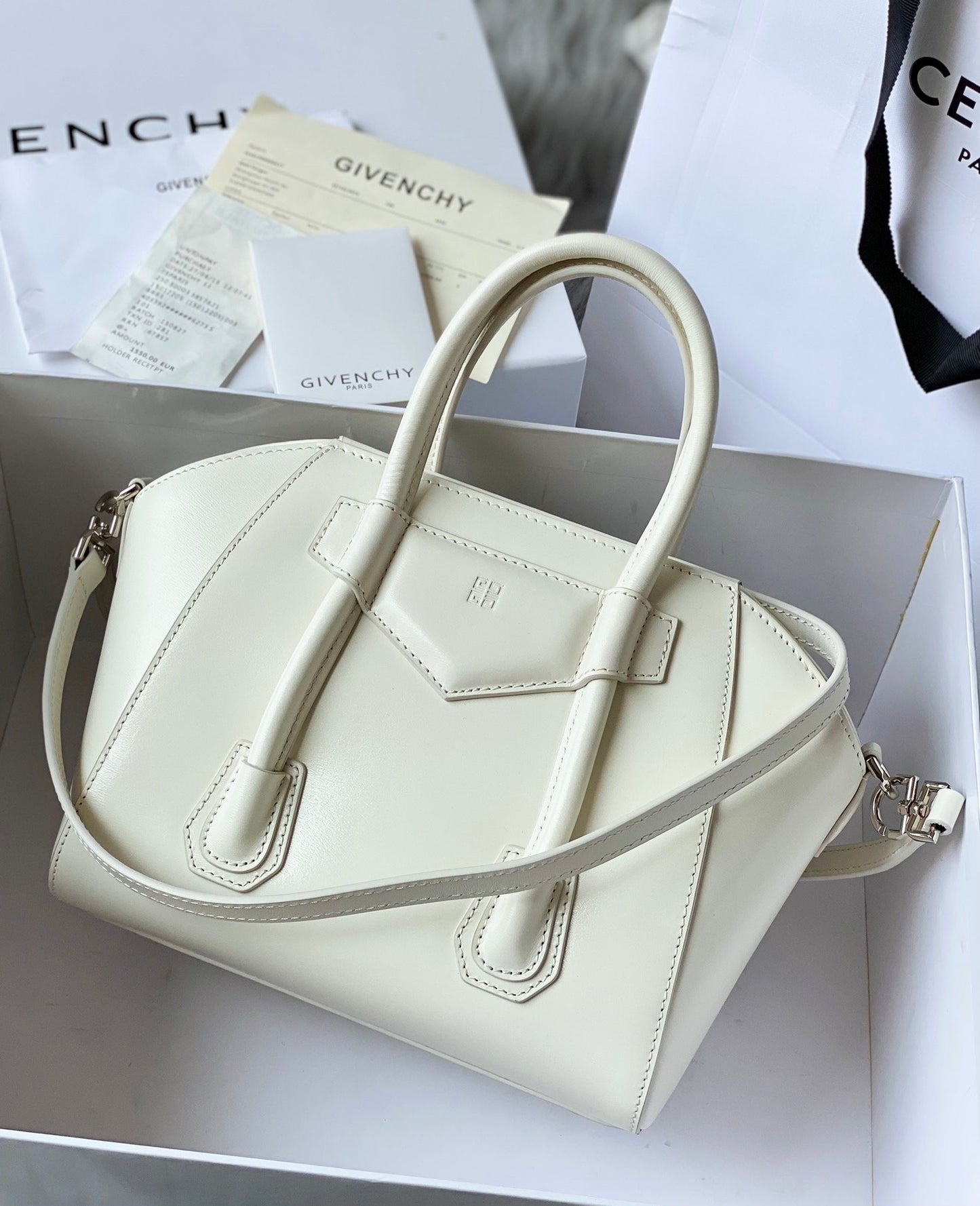 gv Mini Antigona Lock Bag Ivory For Women, Handbags, Shoulder Bags 8.7in/22cm GVC BB50J0B16S-105