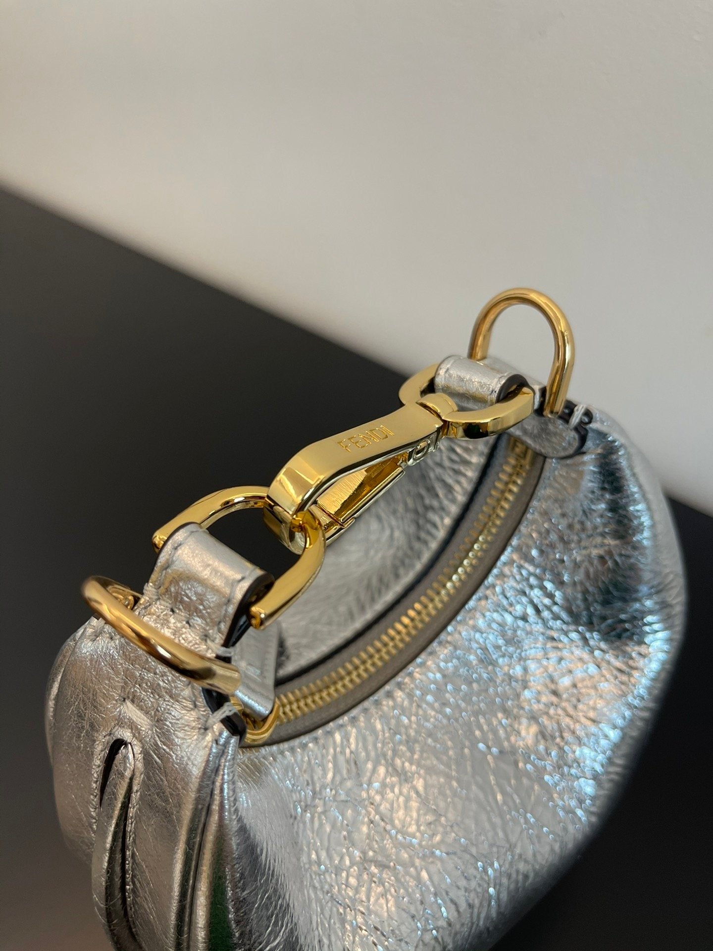FI Nano FIgraphy Silver For Women, Women’s Handbags 6.7in/17cm FF 7AS089AISPF1HIC
