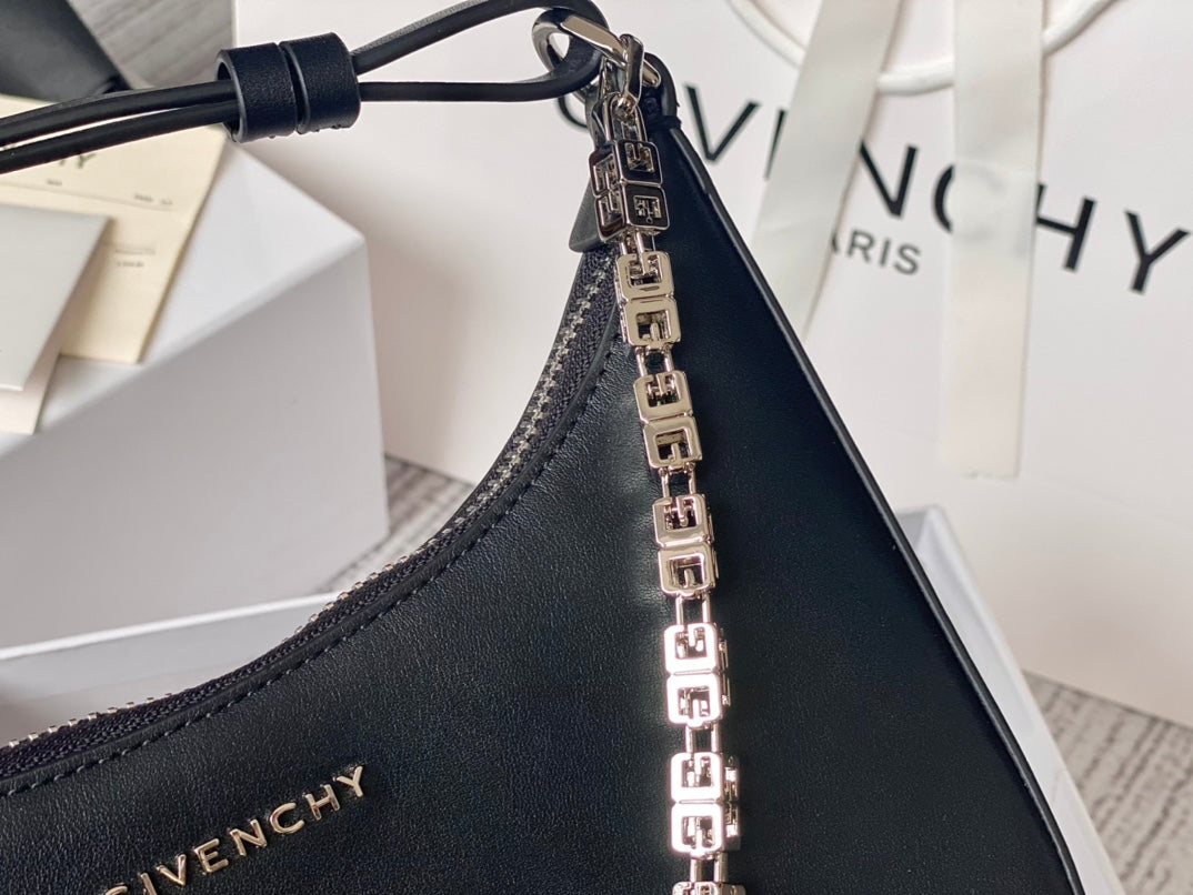 gv Small Moon Cut Out Bag Black For Women, Handbags, Shoulder Bags 9.8in/25cm GVC BB50LGB1A4-001