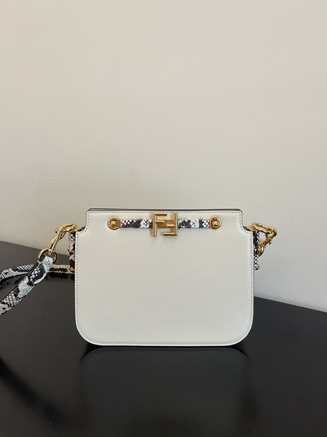 FI Touch White with Snakeskin Detail Bag For Woman 19cm/7.5in