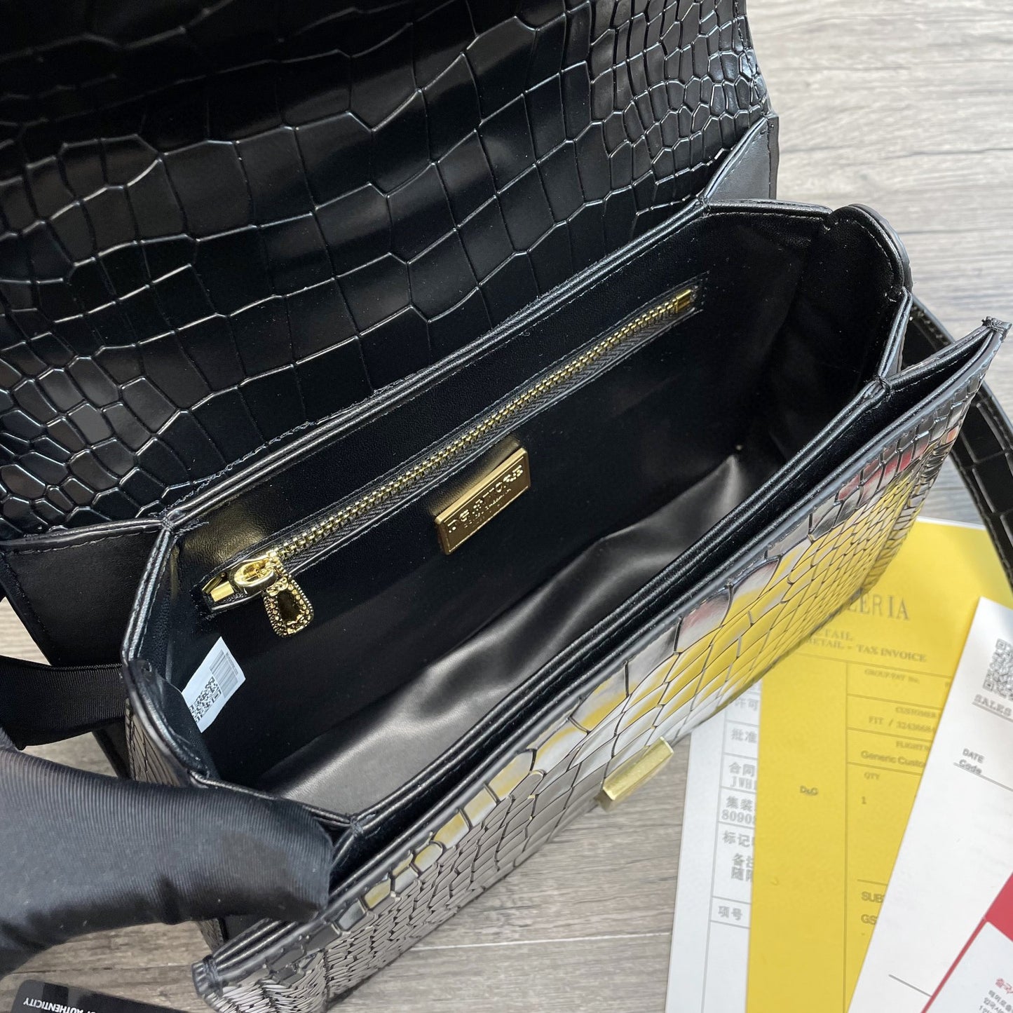 DG Print DG Girls Bag Black For Women 10.6in/27cm DG