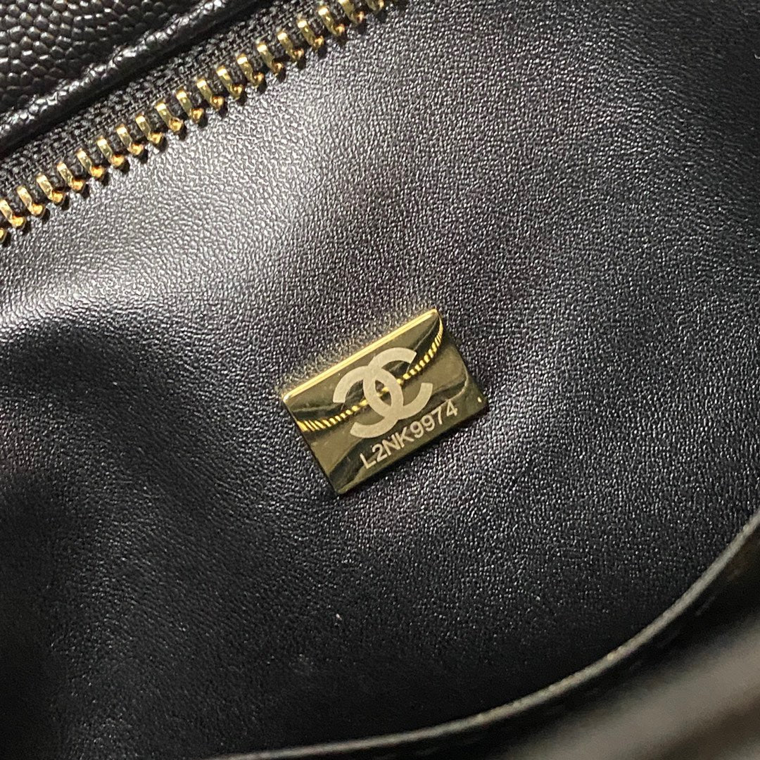 ChanelMedallion Tote Gold Hardware Caviar Black For Women, Women’s Handbags, Shoulder Bags 15.6in/32cm