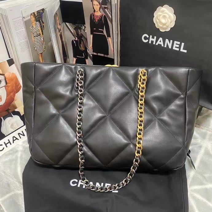 ChanelShopping ChanelBag 19 Black For Women, Women’s Bags 16in/41cm
