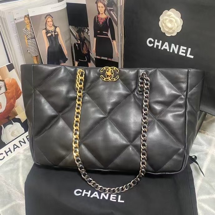 ChanelShopping ChanelBag 19 Black For Women, Women’s Bags 16in/41cm