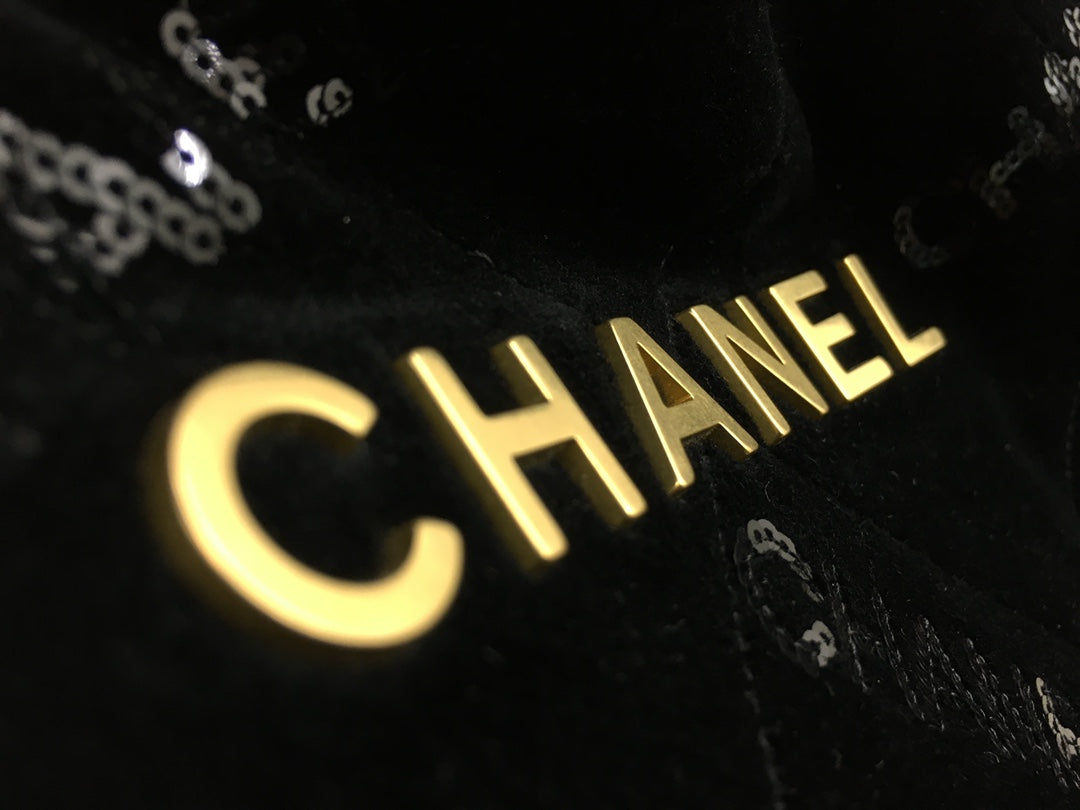 ChanelMedium Chanel22 Handbag Black For Women, Women’s Bags 16.4in/42cm AS3261 B09102 94305