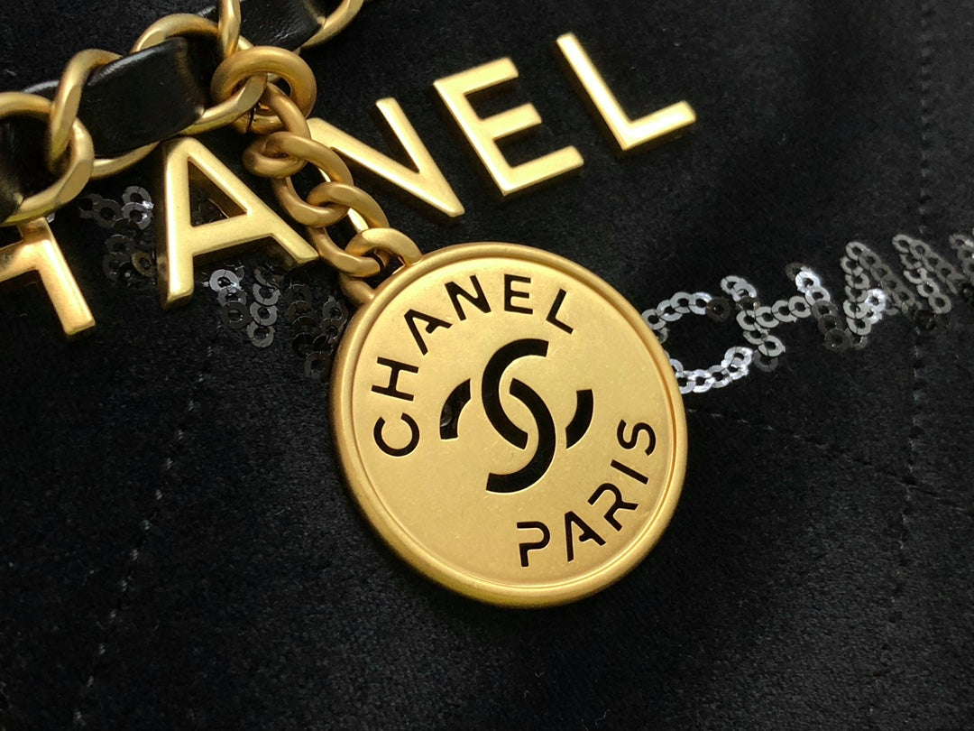 ChanelSmall Chanel22 Handbag Black For Women, Women’s Bags 11.8in/30cm