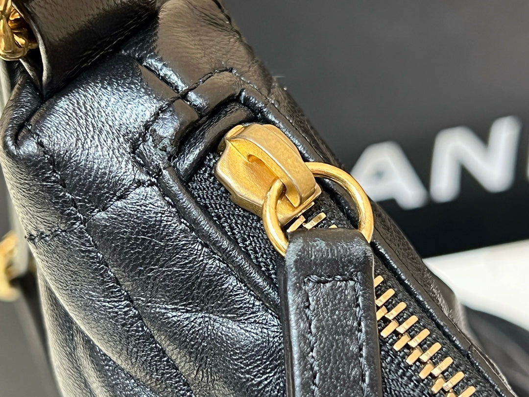 ChanelMaxium Old Hobo Bag Black For Women, Women’s Bags 14.4in/37cm AS3488 B08857 94305