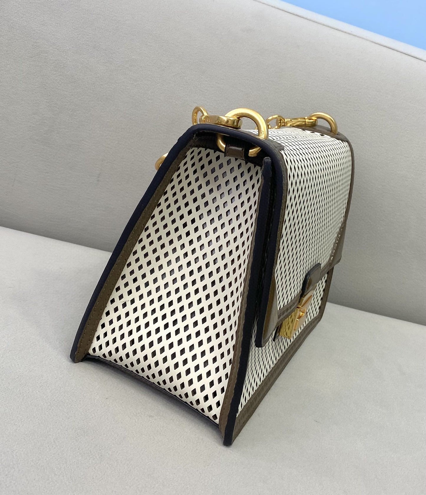 FI Medium Kan U White and Brown Bag For Woman 25cm/10in