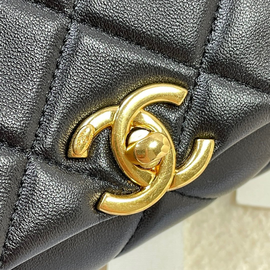 ChanelMini Flap Bag Gold Hardware Black For Women, Women’s Handbags, Shoulder Bags 6.7in/17cm AS3365