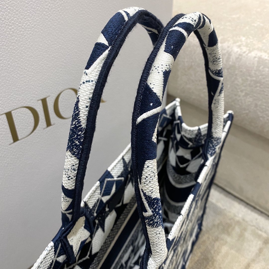 DI Medium Book Tote Bag in Étoile Embroidery Bag, Blue/White, For Women Women’s Handbags, 36cm CD