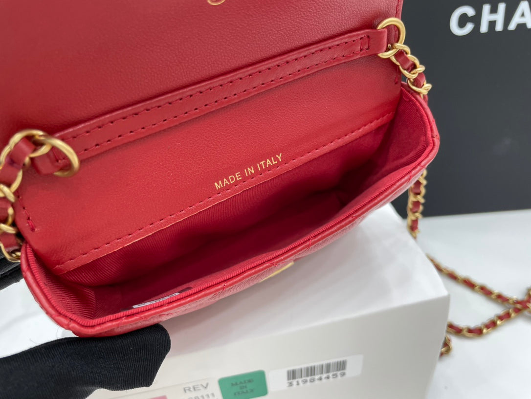 CHL Classic Distressed Red For Women, Women’s Bags 4.7in/12cm