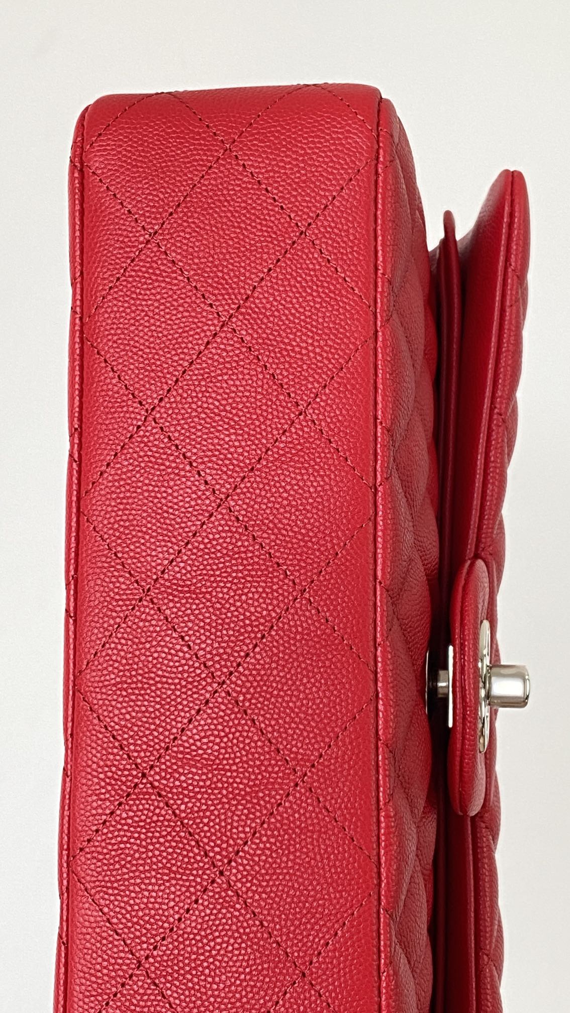 ChanelSmall Classic Handbag Red For Women, Women’s Bags 9.1in/23cm