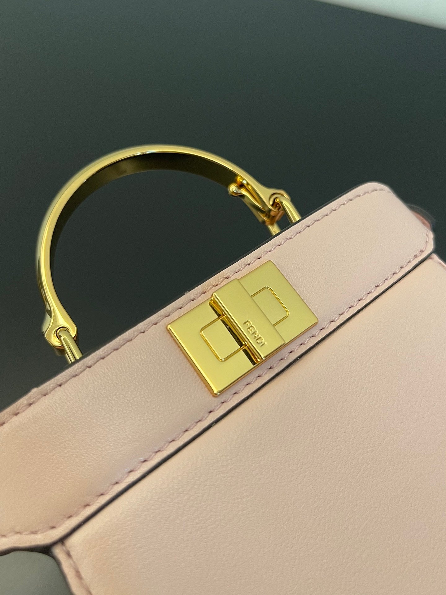FI Peekaboo ISeeU Petite Light Pink Micro Bag For Woman 11cm/4.5in