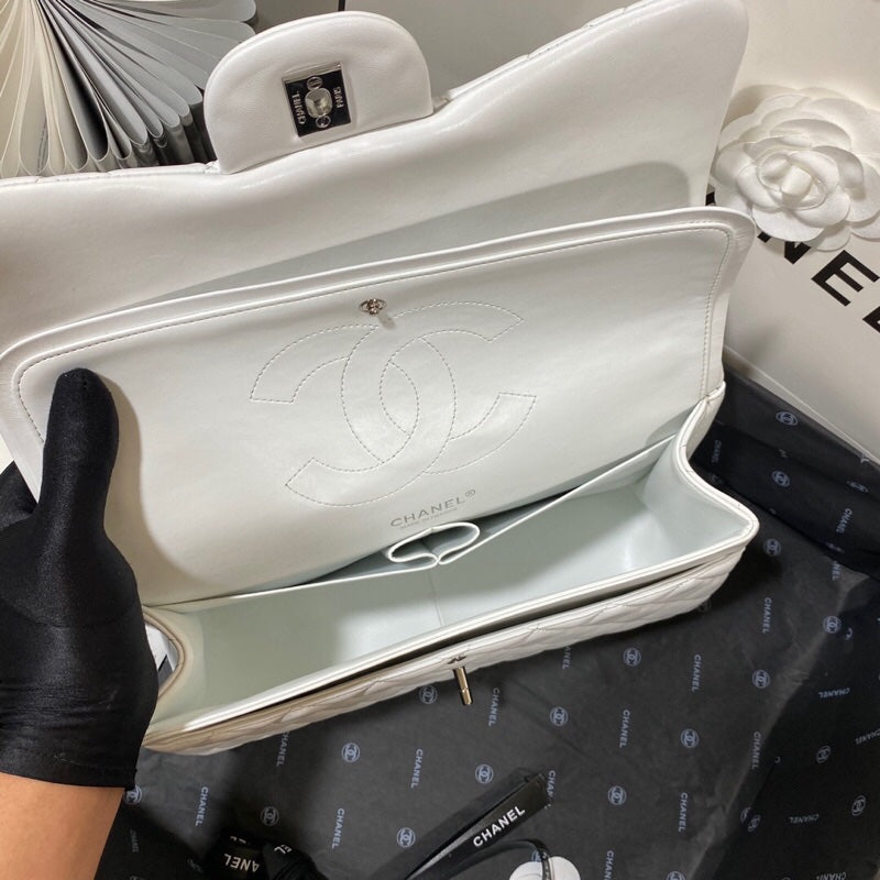 ChanelLarge Classic Handbag Silver Hardware White For Women, Women’s Handbags, Shoulder Bags 11.8in/30cm