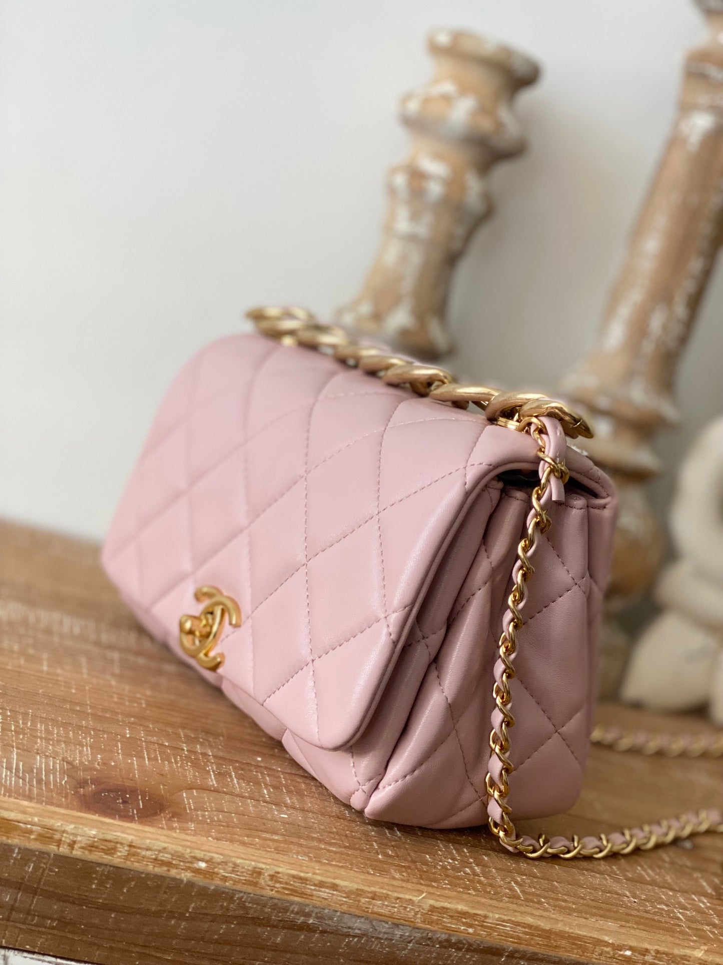 CHL Classic Diamond Flap Bag Light PiNike For Women, Women’s Bags 9.1in/23cm