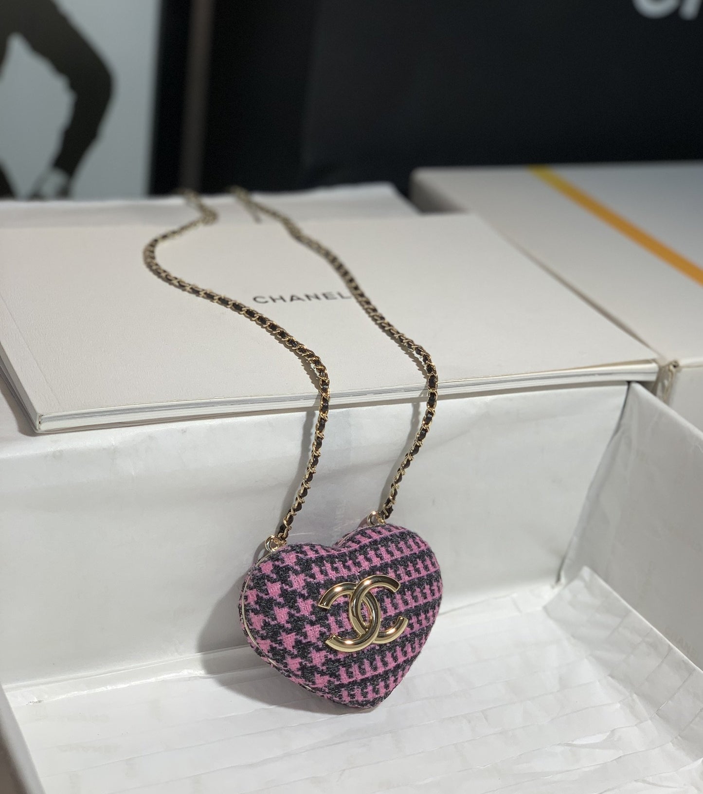 ChanelLong Necklace Bag Black And PiNike For Women, Women’s Bags 3in/7.6cm AB9485 B09330 NK598