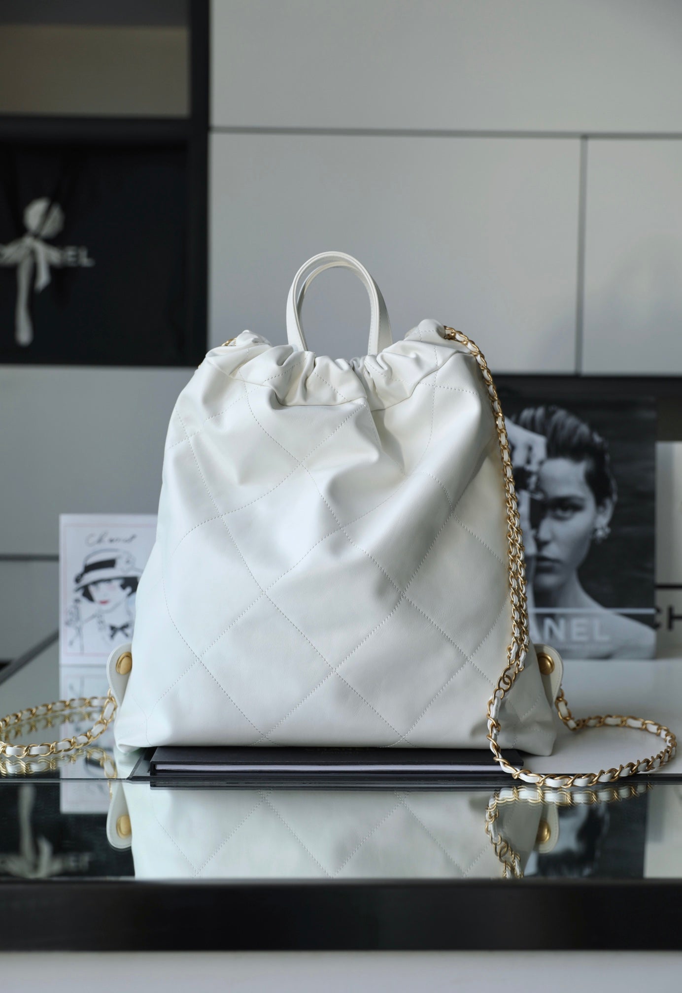 ChanelLarge Chanel22 Backpack White For Women, Women’s Bags 19.9in/51cm AS3313 B08037 10601