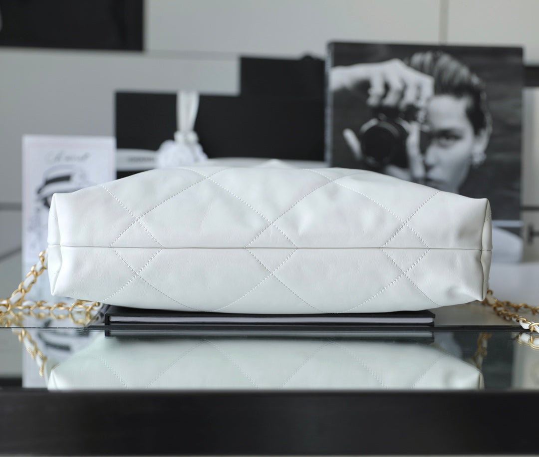ChanelLarge Chanel22 Backpack White For Women, Women’s Bags 19.9in/51cm AS3313 B08037 10601