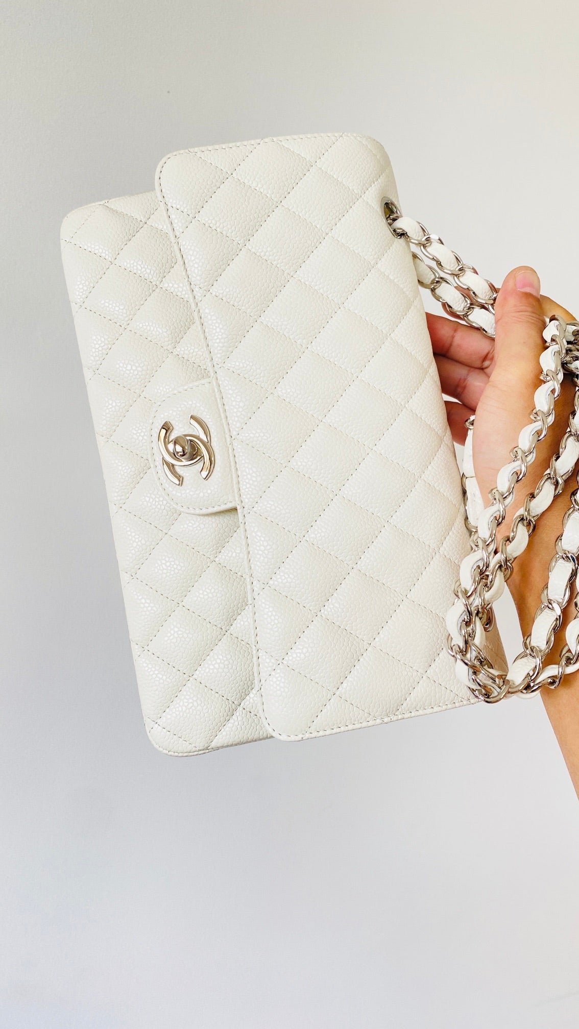ChanelSmall Classic Handbag White For Women, Women’s Bags 9.1in/23cm