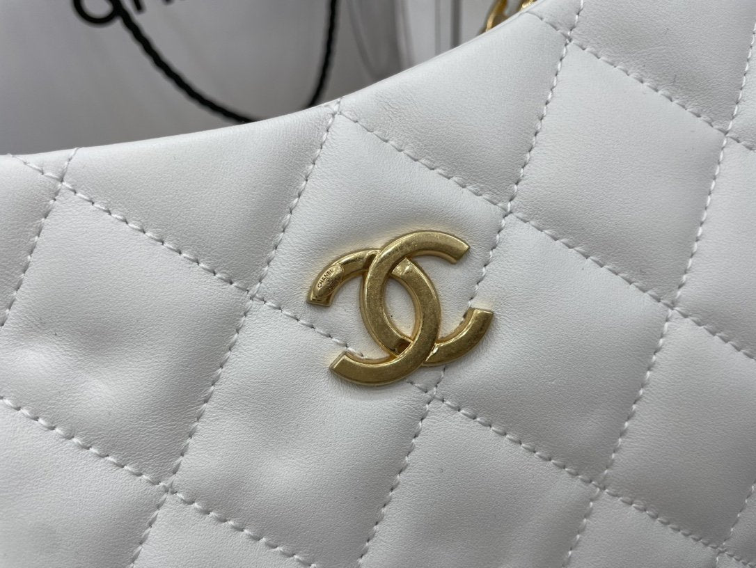 ChanelHobo Handbag White For Women, Women’s Bags 9.4in/24cm