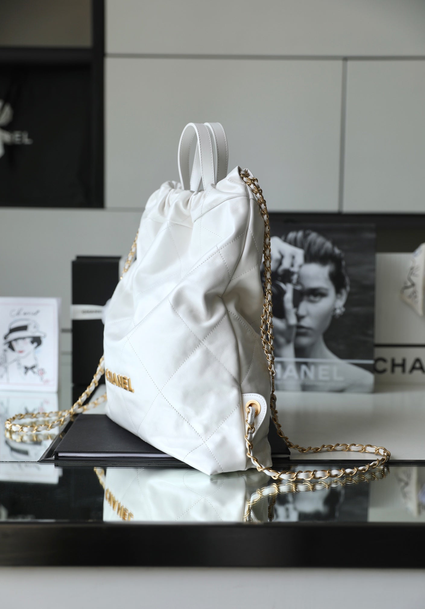 ChanelLarge Chanel22 Backpack White For Women, Women’s Bags 19.9in/51cm AS3313 B08037 10601
