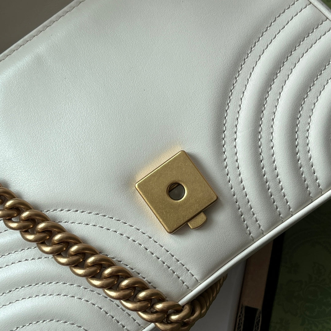 gg Marmont Mini Top Handle Bag White For Women, Women’s Bags 8.3in/21cm gg 547260 DTDIT 9022