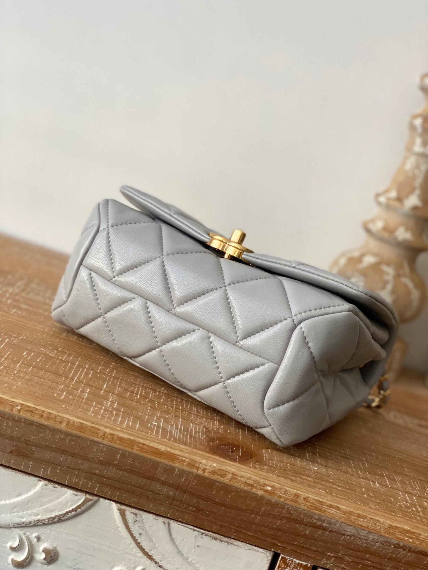 CHL Classic Diamond Flap Bag Gray For Women, Women’s Bags 9.1in/23cm