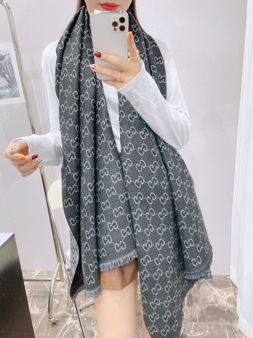 VL - Luxury Edition GCI Scarf 042