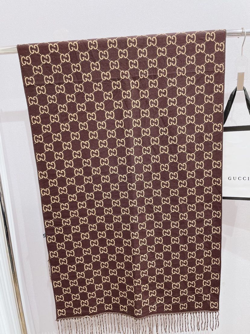 VL - Luxury Edition GCI Scarf 019
