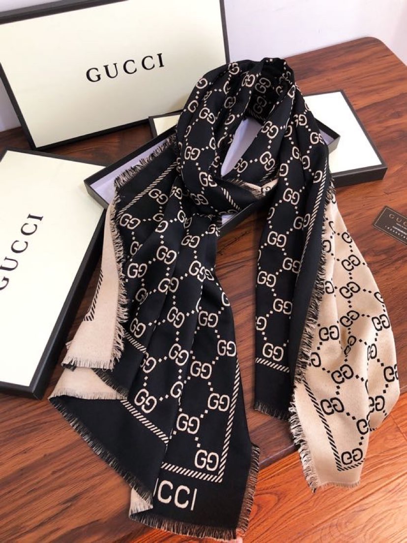 VL - Luxury Edition GCI Scarf 037