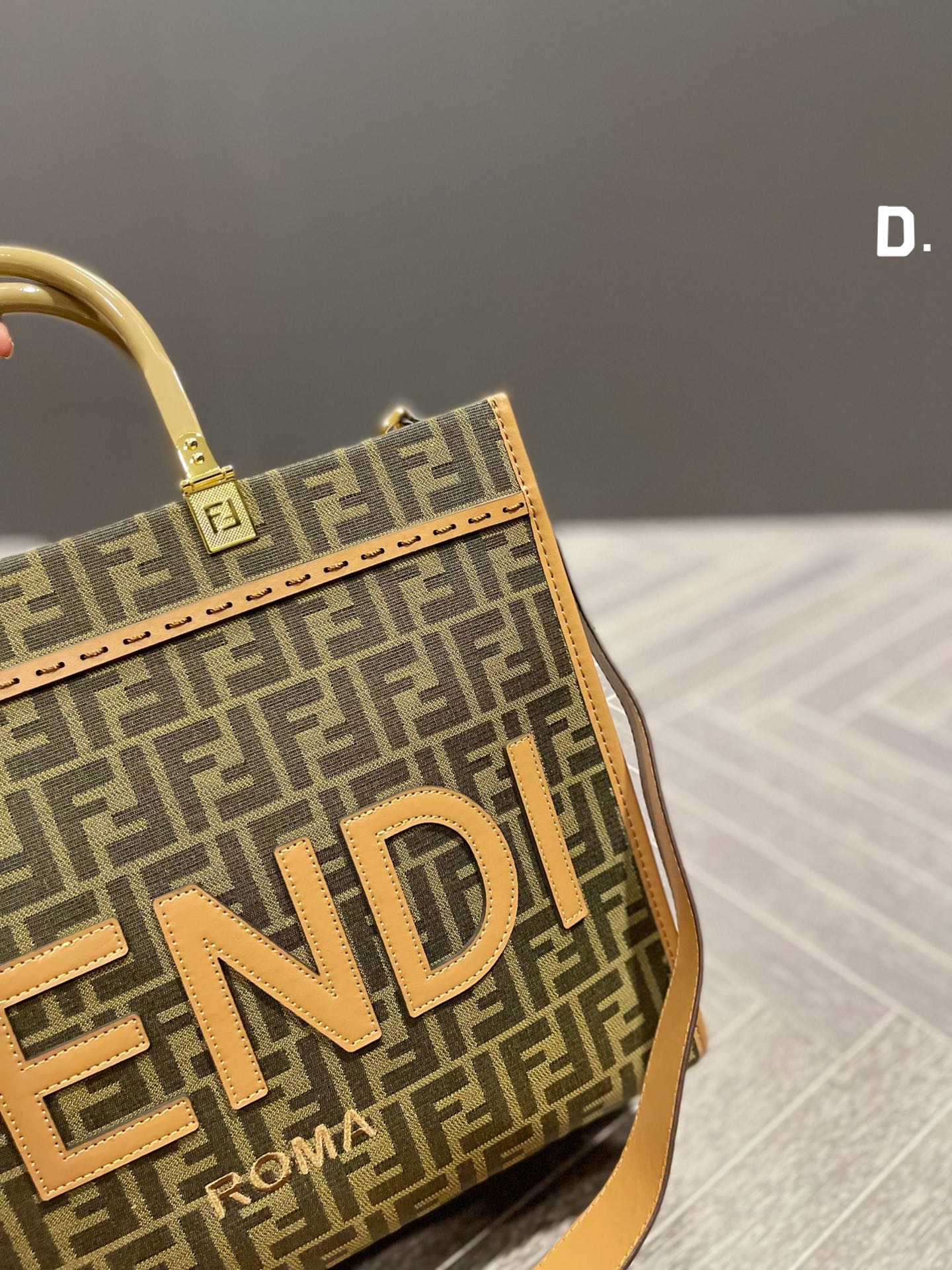 VL - Luxury Bags FEI 273