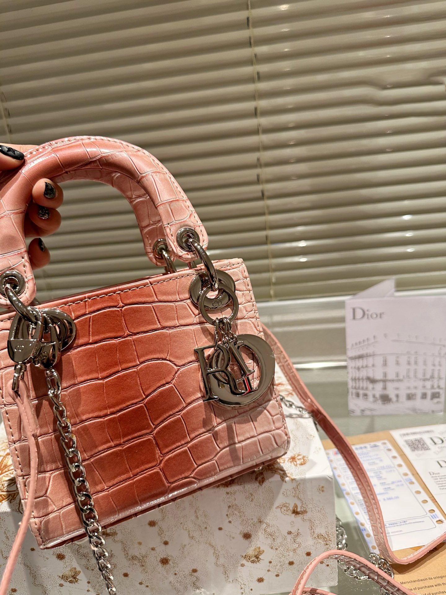 VL - New Luxury Bags DIR 370