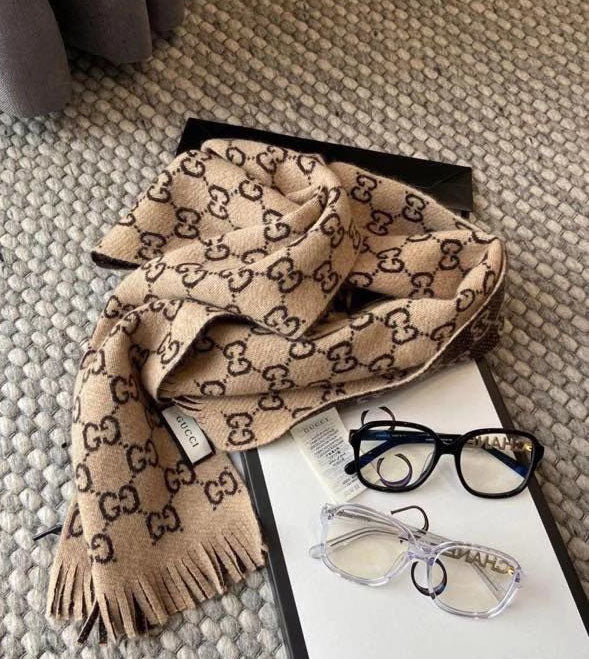 VL - Luxury Edition GCI Scarf 018