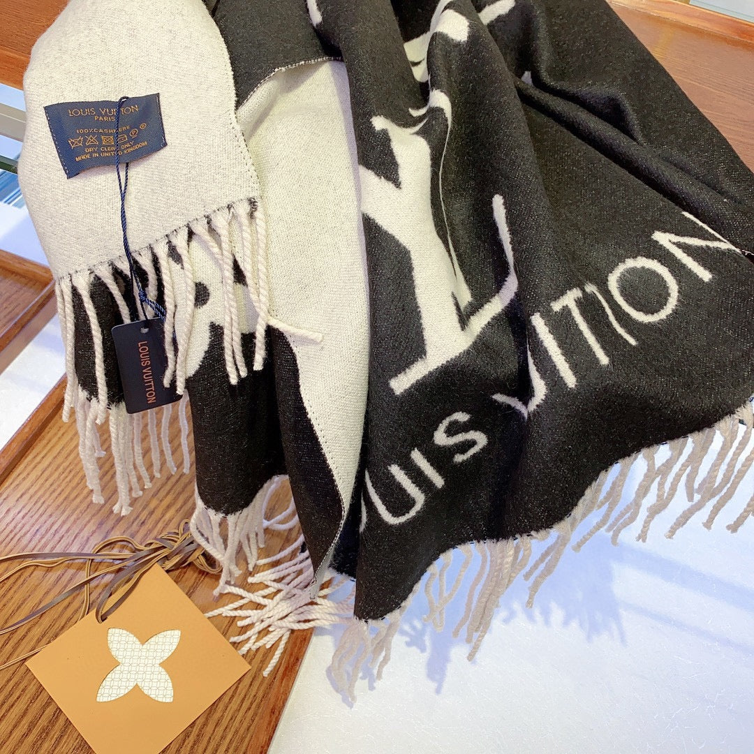 VL - Luxury Edition LUV Scarf 036