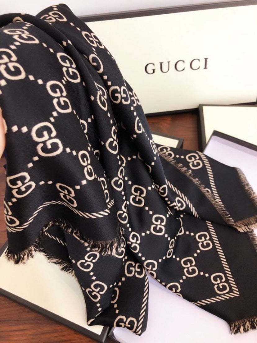 VL - Luxury Edition GCI Scarf 037
