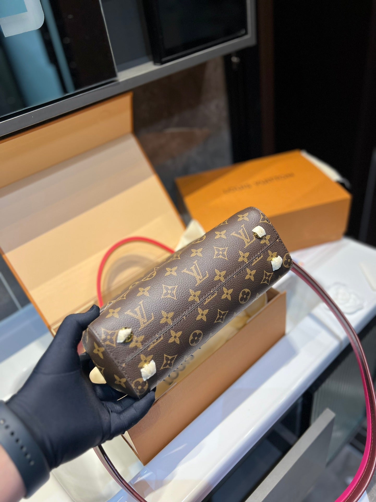 VL - New Luxury Bags LUV 738