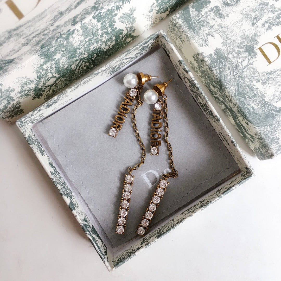 VL - Luxury Edition Earring Dir 046